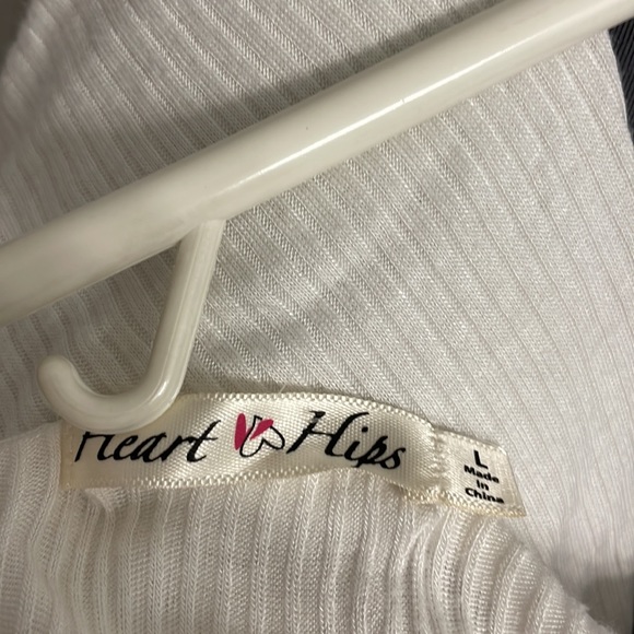 Heart & Hips blouse - Picture 3 of 3